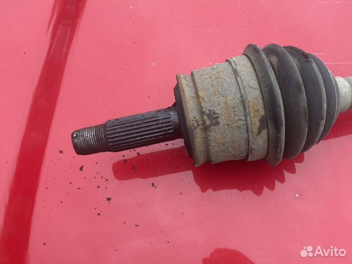 Mitsubishi colt привод передний правый