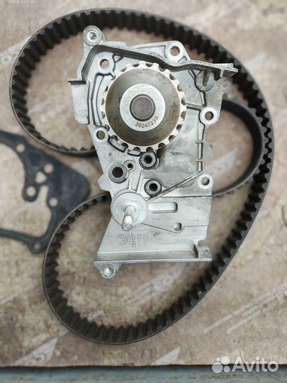 Водяная помпа,ремень грм Ниссан Альмера