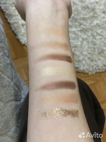 Тени Revolution Makeup