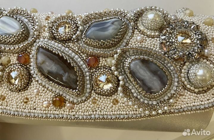Клатч с природными камнями и бисером(агат)