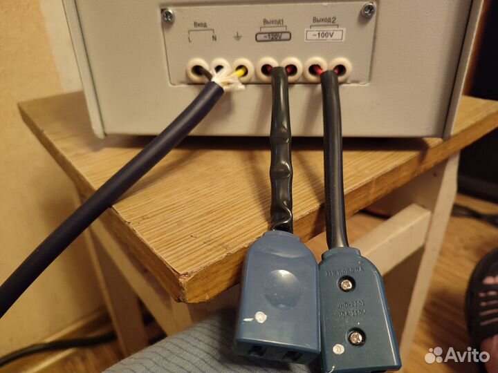 Стабилизатор напряжения IEK 2кВа