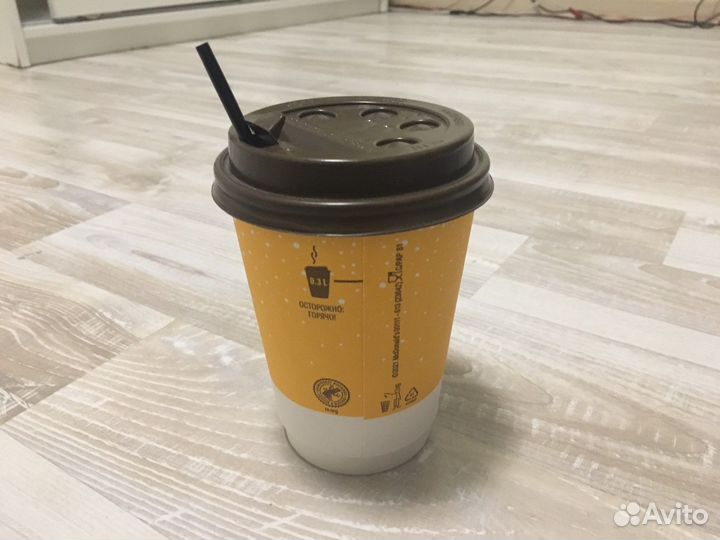 Стакан бумажный макдональдс