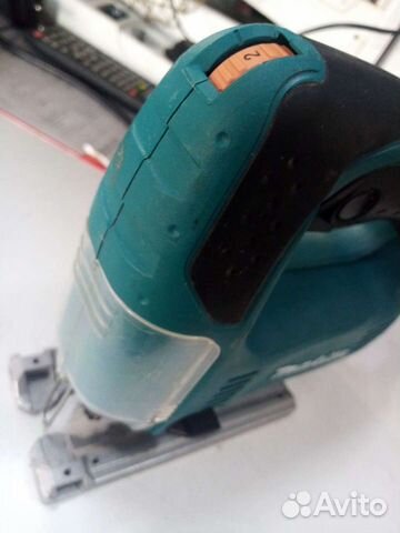 Электро лобзик Makita4329