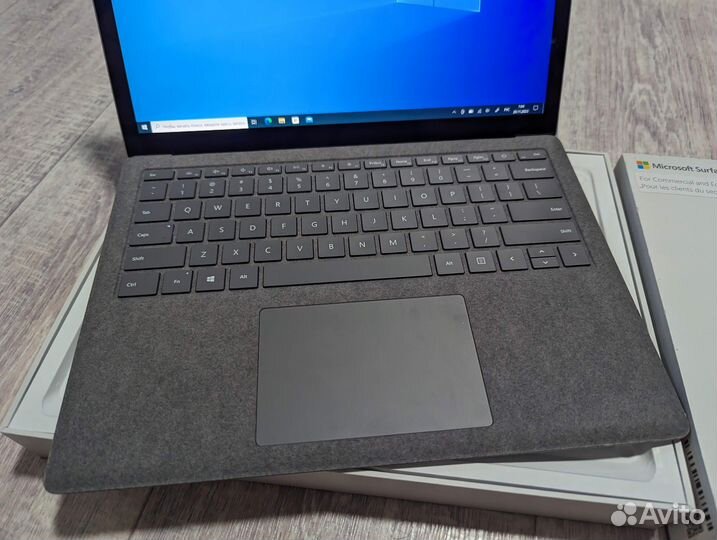 Microsoft Surface Laptop 3 i5 16GB RAM 256SSD