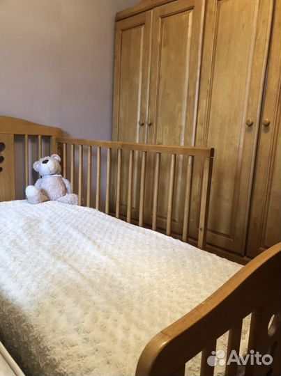 Мебель в детскую комнату