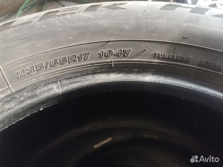 Bridgestone Dueler 684 235/65 R34 104L