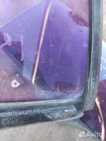 Форточка задней правой двери Toyota Carina E coron