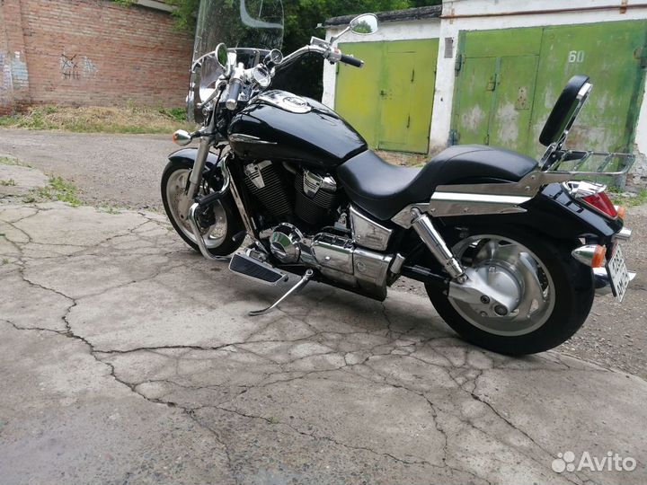 Продаётся Honda VTX 1800