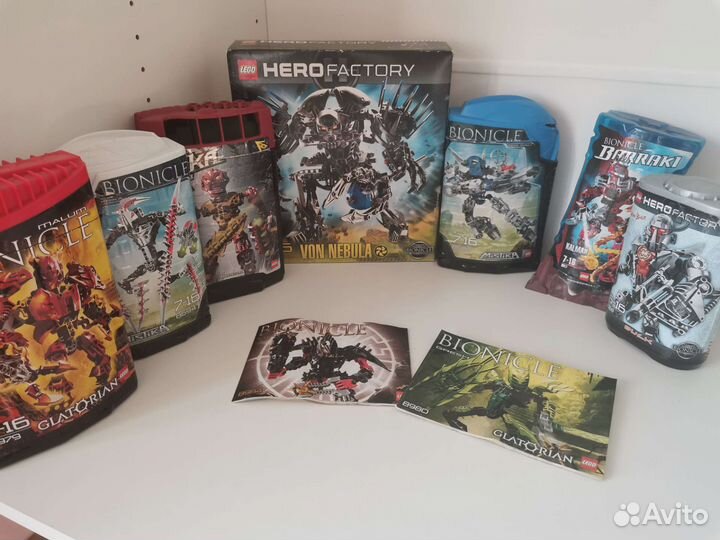 Lego Bionicle (коробки и инструкции)