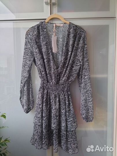 Платье Rinascimento M