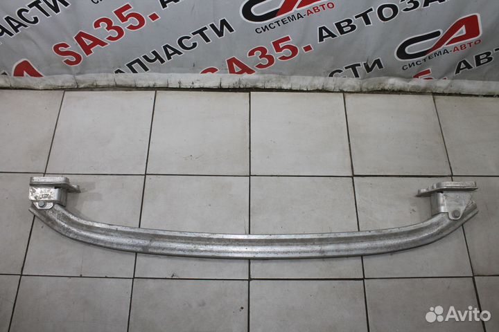 Усилитель заднего бампера Renault Megane II