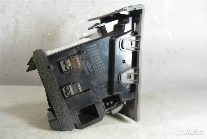 Дефлектор воздушный Nissan X-Trail (T31) 2007-2014