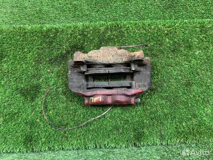 Суппорт передний правый Mercedes-Benz G-Class