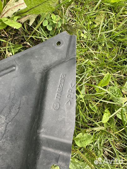 Mazda 6 gj подкрылок передний левый