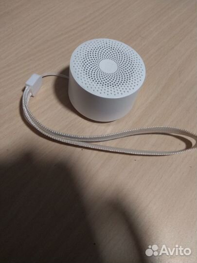 Колонка Xiaomi Mi Compact Bluetooth Speaker 2