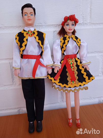 Кукла в национальном костюме