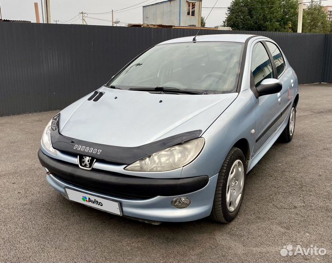 Peugeot 206 1.4 МТ, 2003, 204 025 км