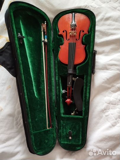 Скрипка детская 1/4
