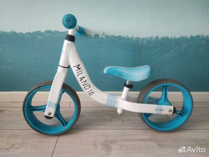 Продам стильный лёгкий беговел TechTeam Milano 1.0