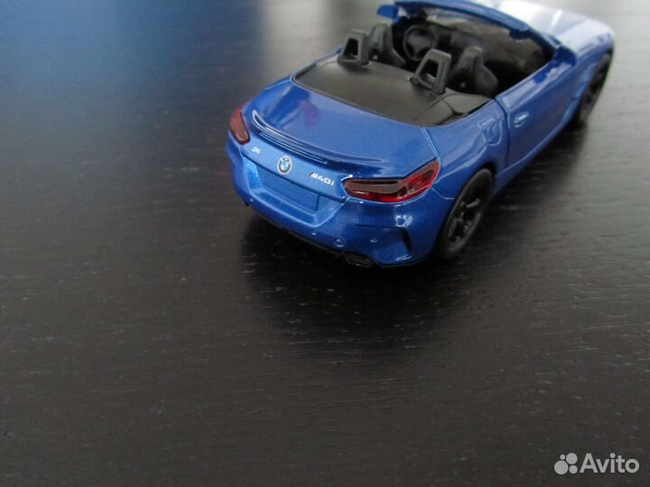 Модель BMW Z 4 M