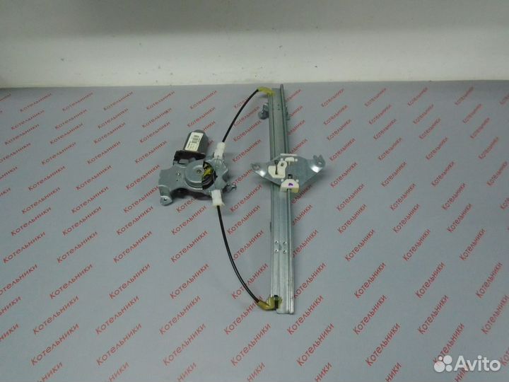 Nissan 82701-AV610 Стеклоподьемник задний левый