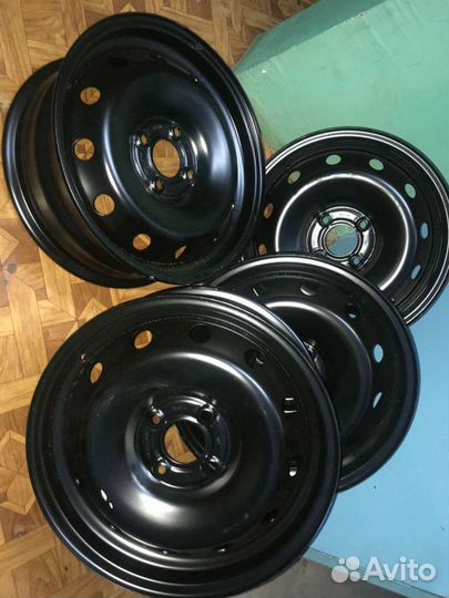 Диски r15 4x100 штампованные новые