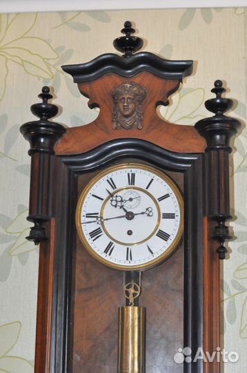 Старинные немецкие жильные настенные часы 12