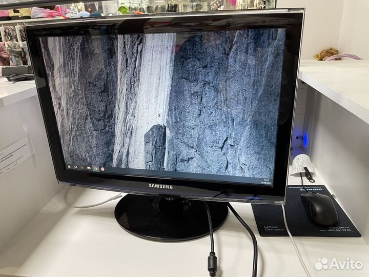 Монитор Samsung SyncMaster T200GN 20