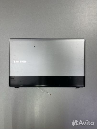 Крышка матрицы ноутбука Samsung NP300E5A