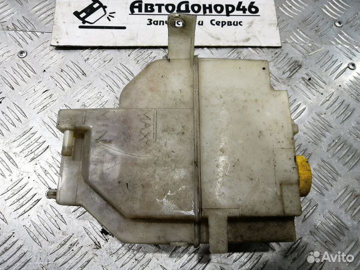 Бачок расширительный Nissan Maxima A33