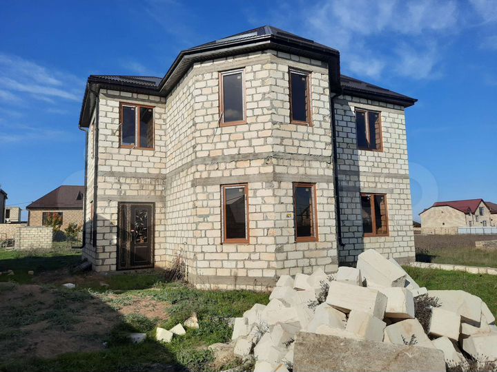 Дом 200 м² на участке 6 сот.