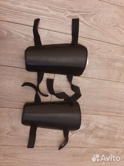 Щитки футбольные детские