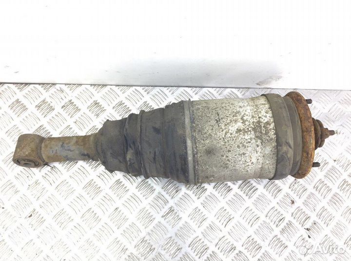 Стойка задняя Land Rover Discovery 3 2.7 TD 2006