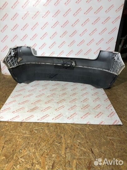 Бампер задний Volkswagen Golf 5 BVY 2006