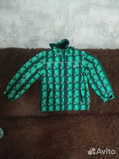Продам куртку для мальчика