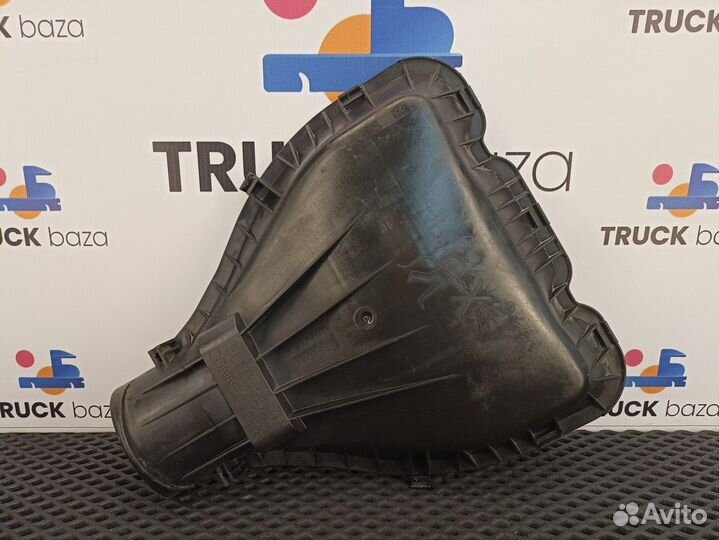 1440499 Крышка электроразъемов Scania 5-series