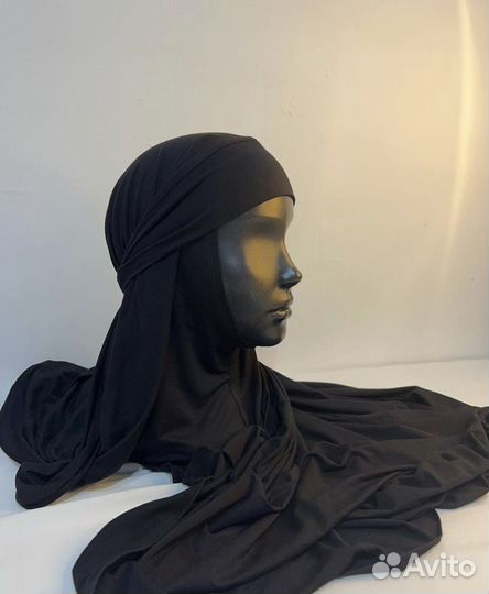 Азра на завязках