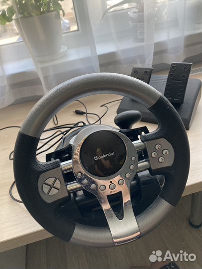 Игровой руль Defender Forsage GTR (64367)