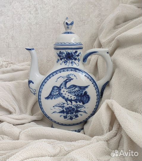 Кувшин редкость с птицей гжель. 90-2000г. Хазова
