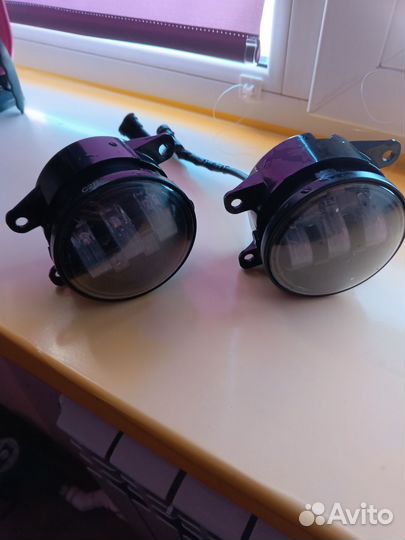 Противотуманные фары на весту