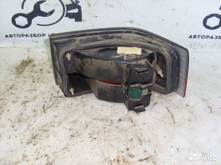 Левый фонарь Ваз 2110