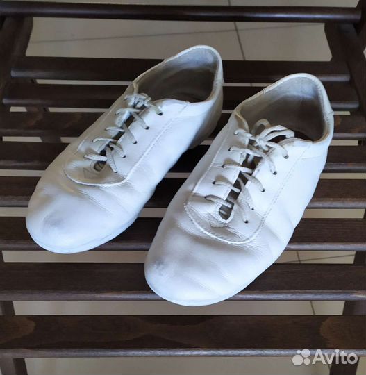 Кроссовки для спортивной аэробики