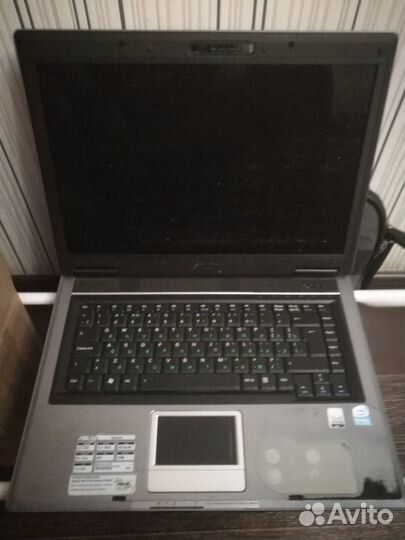 Asus FJr