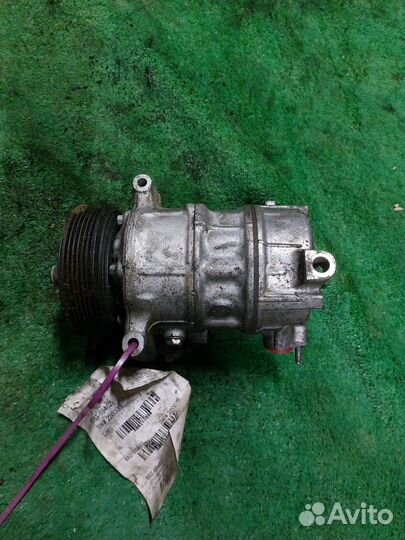 Компрессор кондиционера Infiniti Q50 4WD