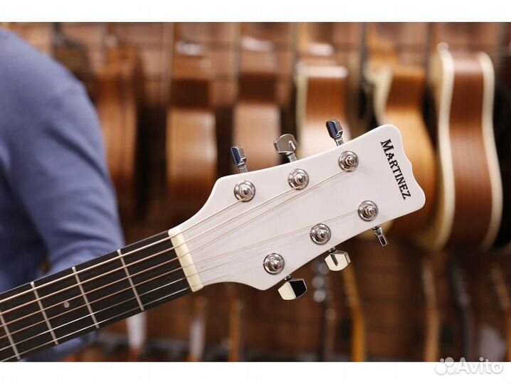 Martinez FAW - 702 / WH акустическая гитара