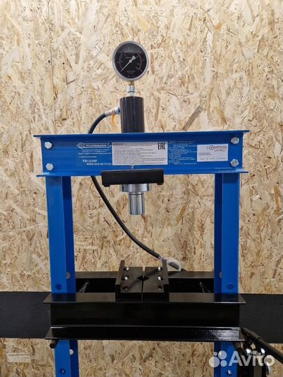 Пресс на 20т. с ножным приводом. Новый