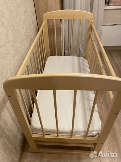 Детская кроватка с матрасом 120х60