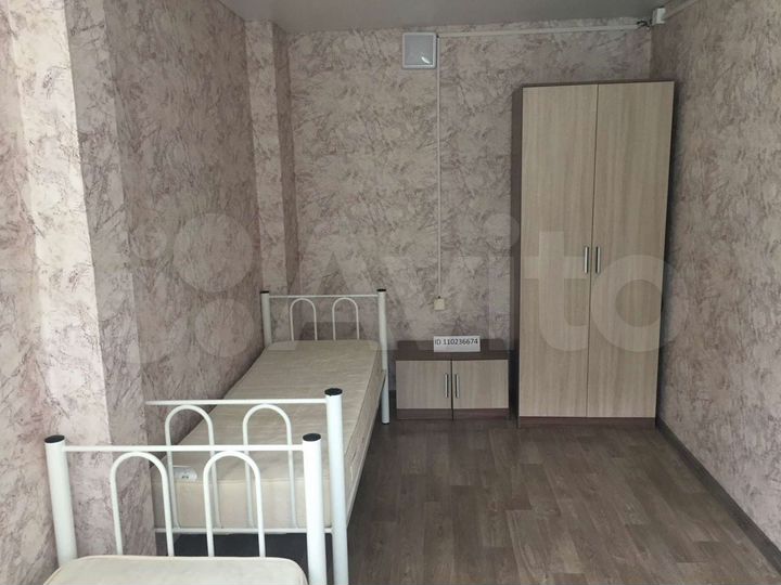 Комната 12 м² в 5-к., 1/1 эт.