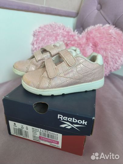 Ботинки для девочки 24