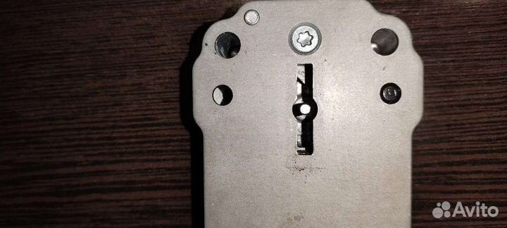 Вскрытие замена и ремонт замков